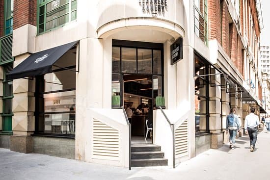 The Lebanese Bakery Holborn - Halal restaurant