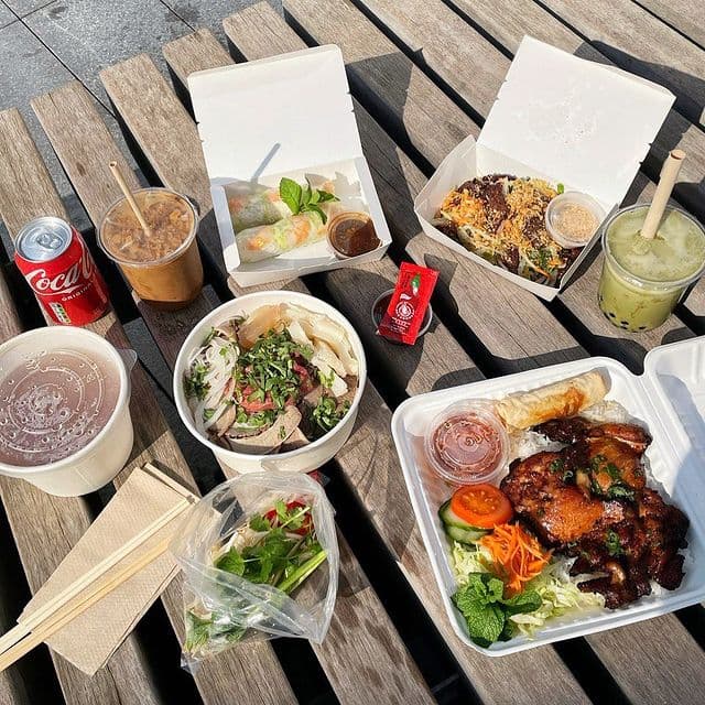 Delicious Pho - Halal restaurant