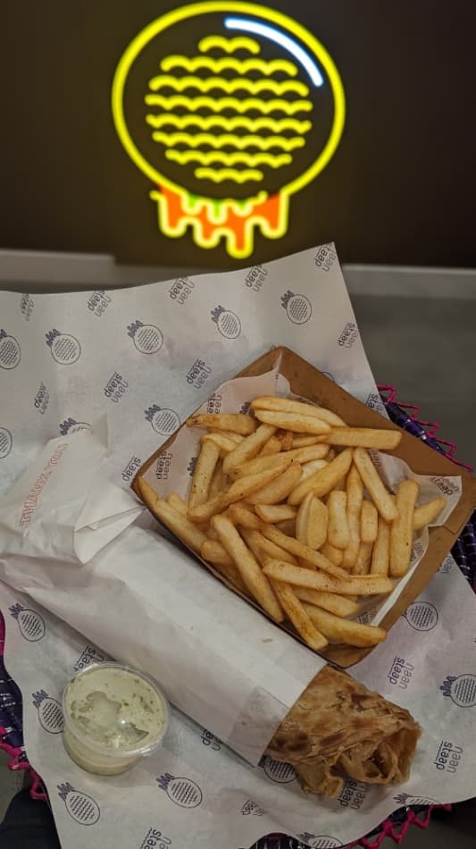 Naan Staap - Halal restaurant