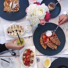 Heavenly Desserts Stratford - Halal restaurant