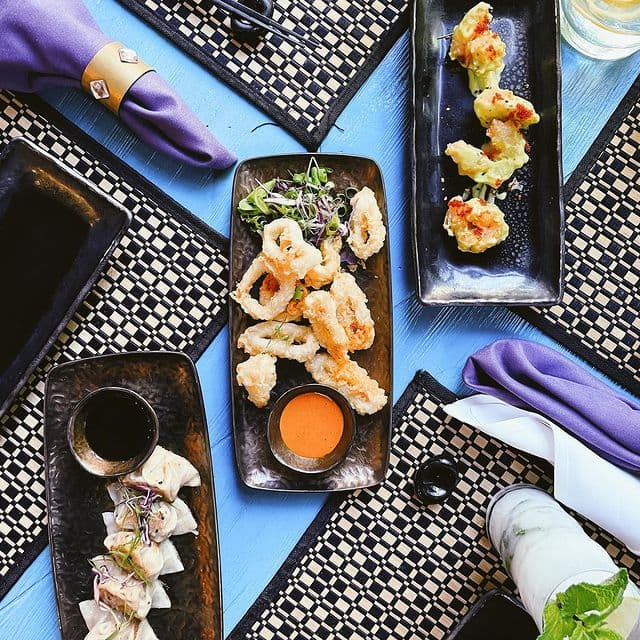 2Nakhon Didsbury - Halal restaurant