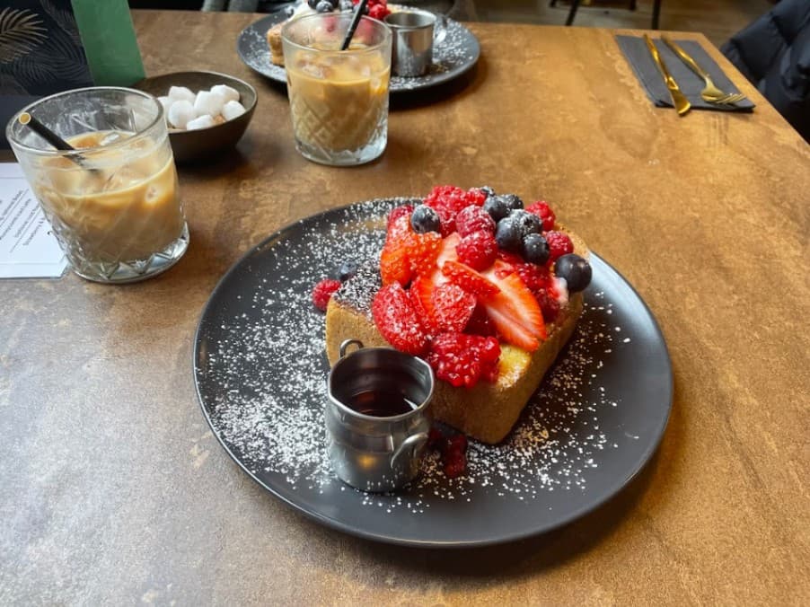 Bru’d Awakenin’s - Halal restaurant