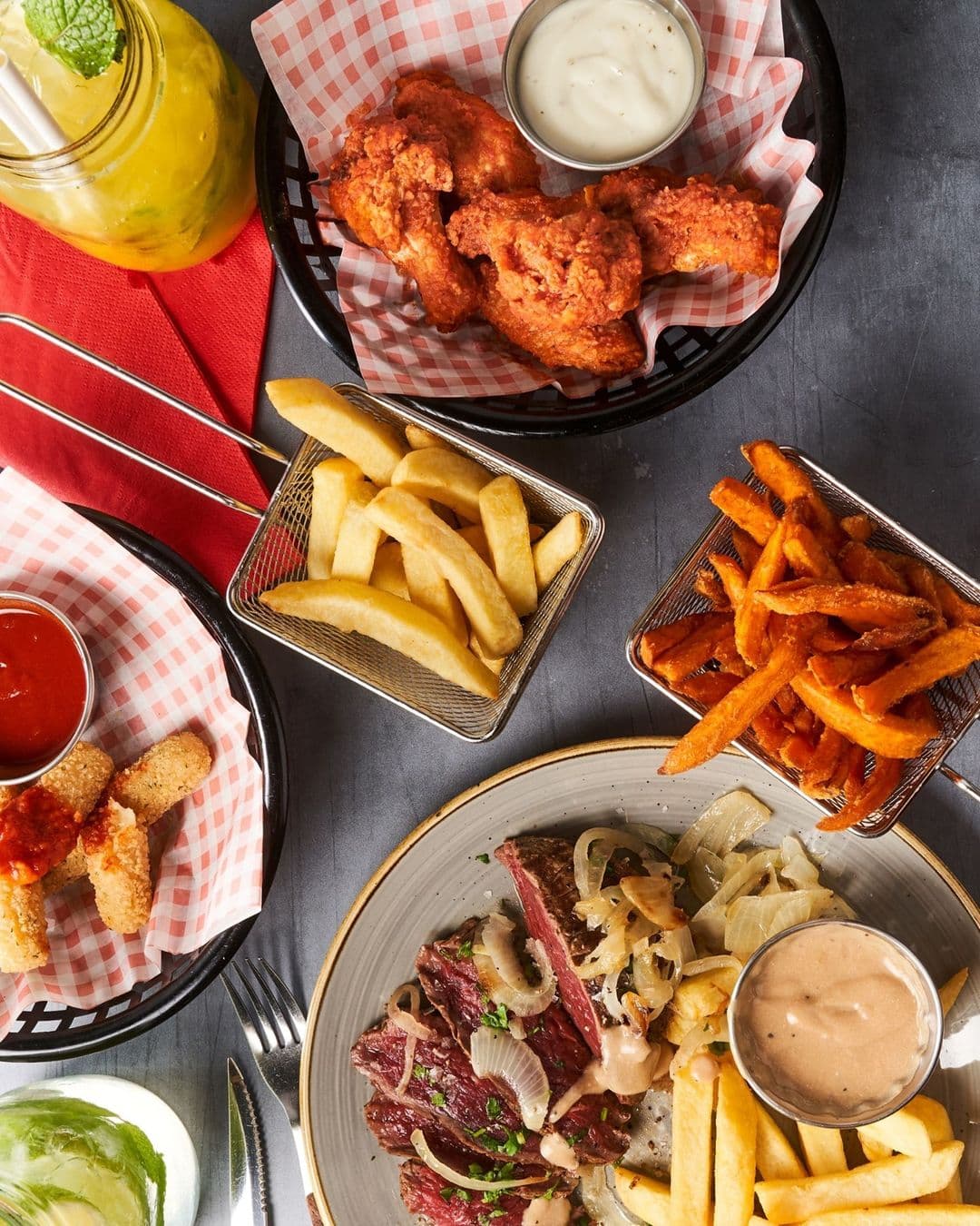 Steakout Stratford - Halal restaurant