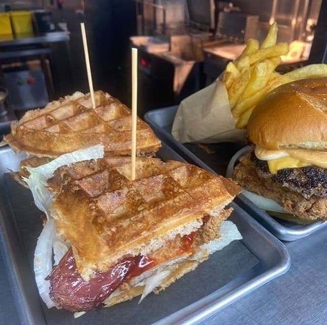 New Yorker Diner - Halal restaurant