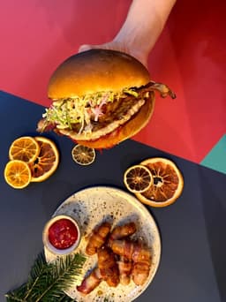 POT KETTLE BLACK - Recommended Halal restaurant