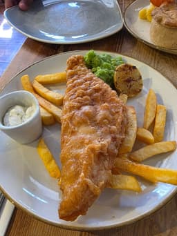 The Old Wellington - Recommended Halal restaurant