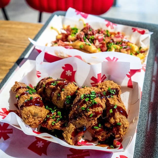 Mother Clucker - Halal restaurant