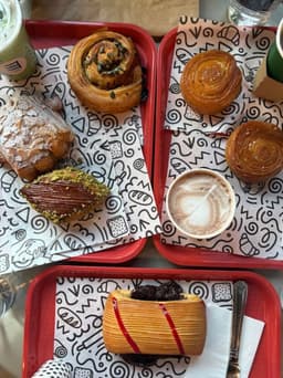 Half Dozen Other - Recommended Halal restaurant