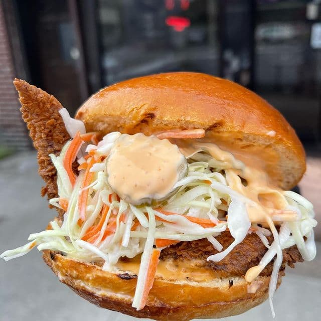 Chicky's - Halal restaurant