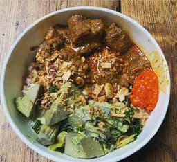 Pinos Warung - Recommended Halal restaurant