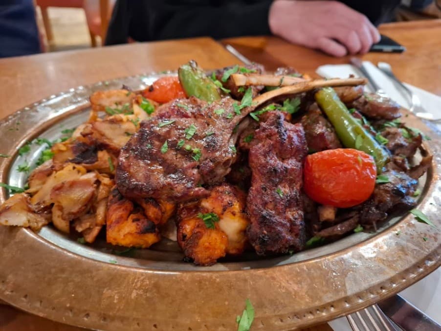 Cafe Istanbul - Halal restaurant