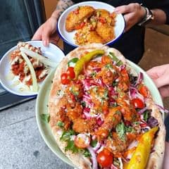 Yard & Coop - Halal restaurant