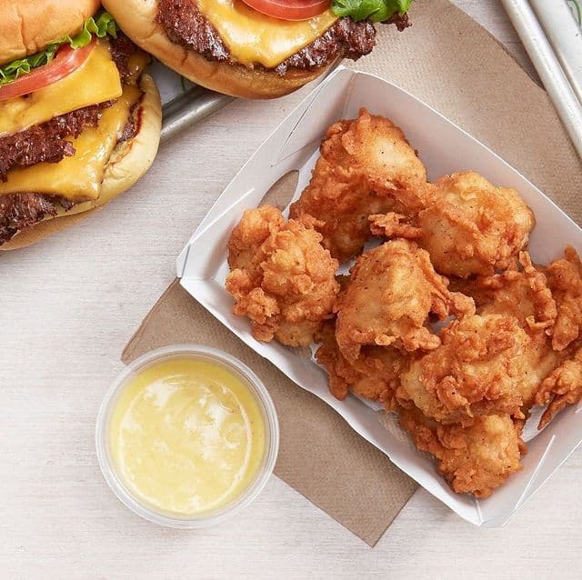 Shake Shack Tottenham Court Road photo 4