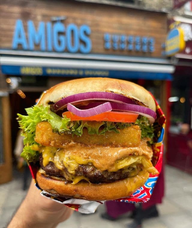 Amigos Burgers & Shakes Stratford photo 2