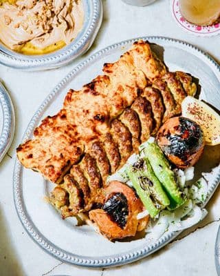 Berenjak Borough photo 3