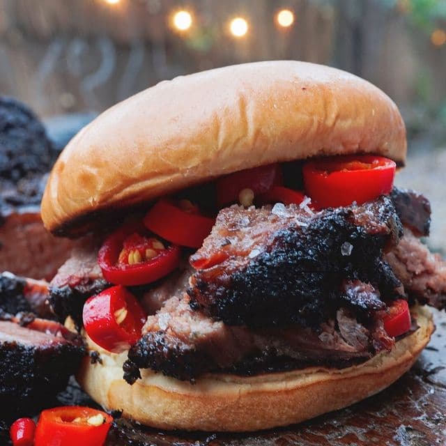 Holy Smoke & Burgers Hackney photo 1