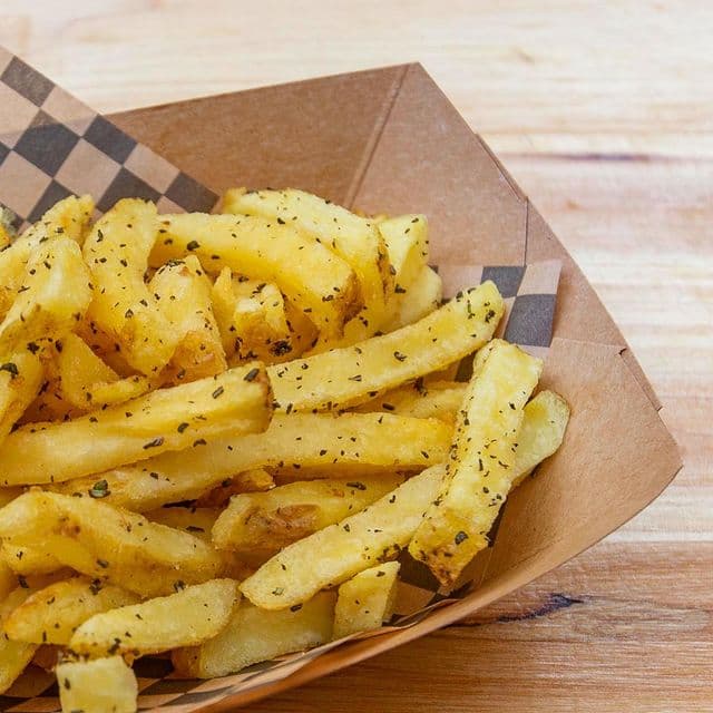 Holy Smoke & Burgers Hackney photo 3