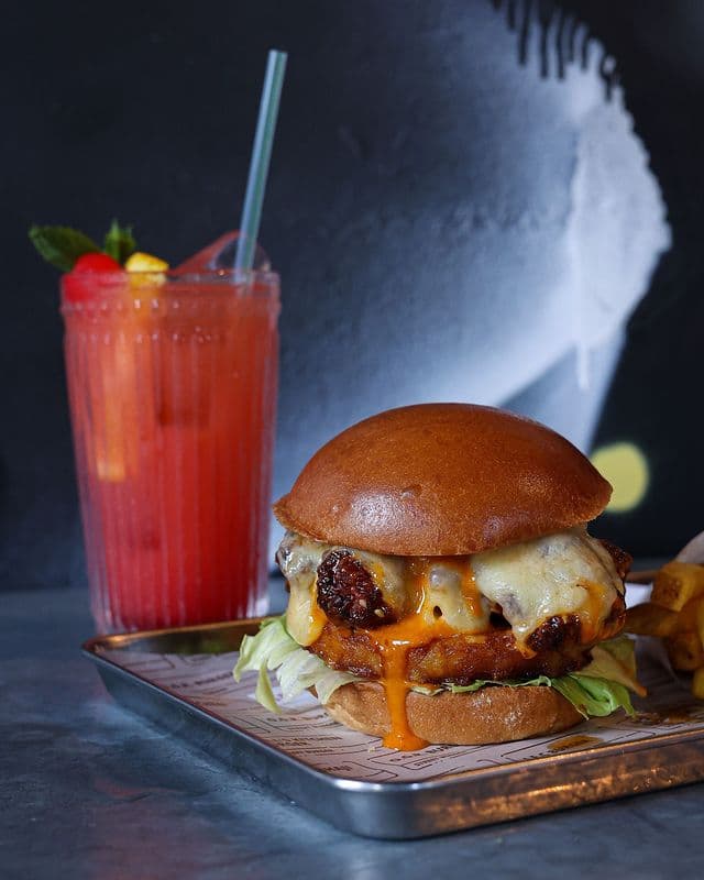 Street Burger Islington photo 1