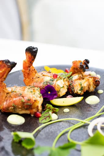 Manjal Canary Wharf photo 1