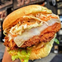 375 Chicken 'n Fries Central photo 3