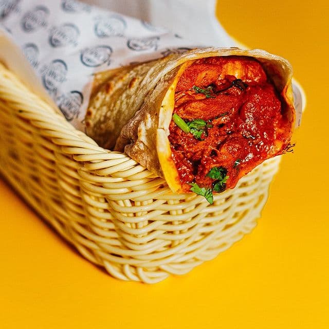 Momoz Central photo 4