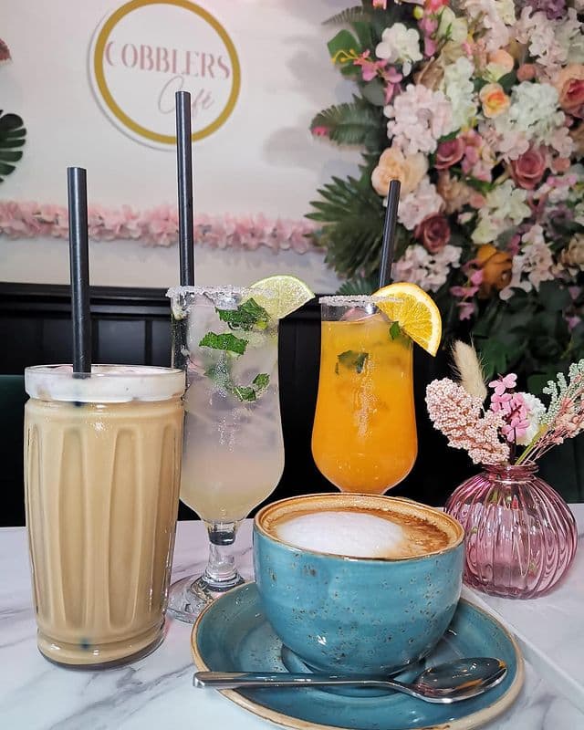 Cobblers Cafe Edmonton photo 4