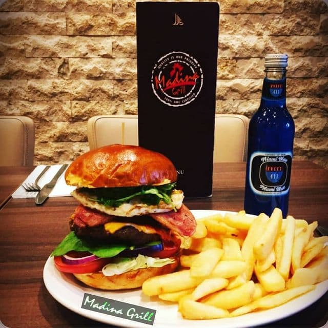 Madina Grill Poplar photo 4