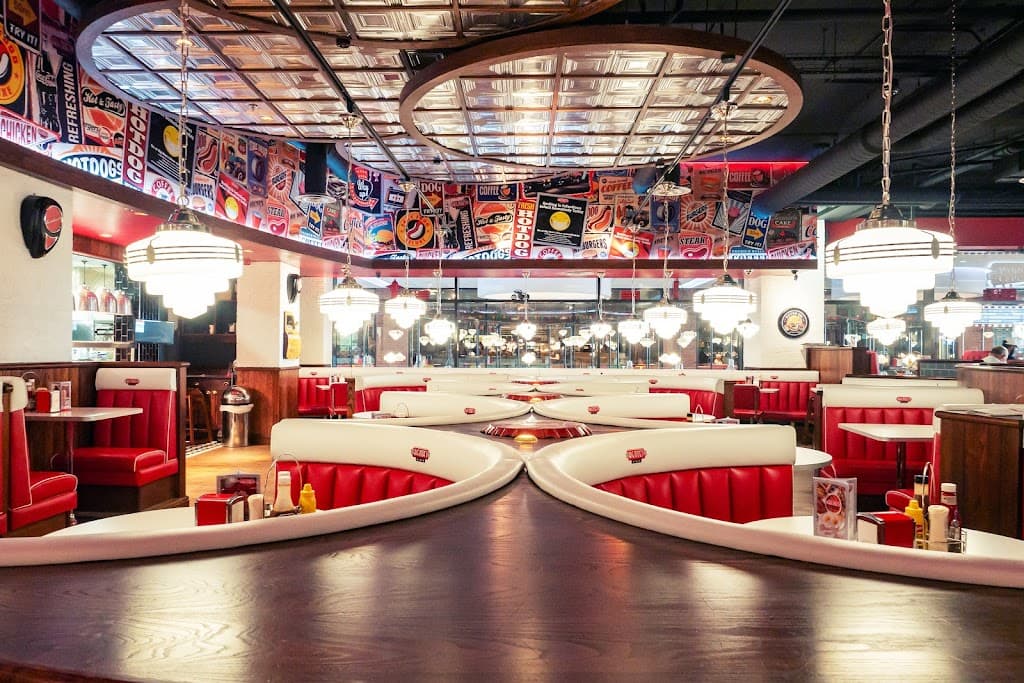 Big Moe's Diner Beckton photo 1