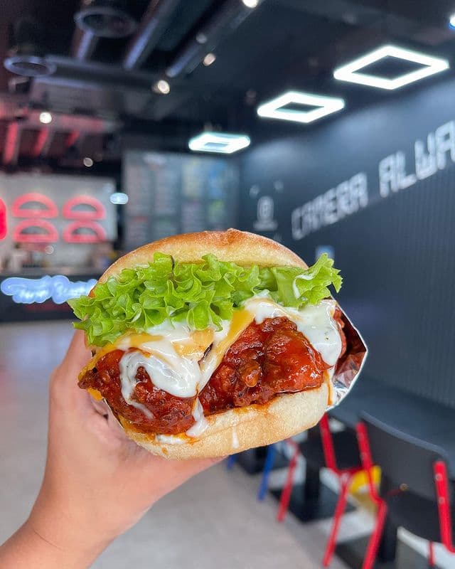 Two Buns Harrow photo 4