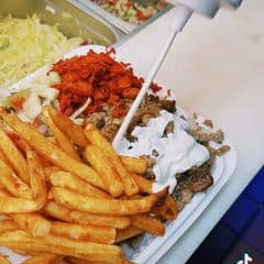 Halal Munchies Astoria photo 3