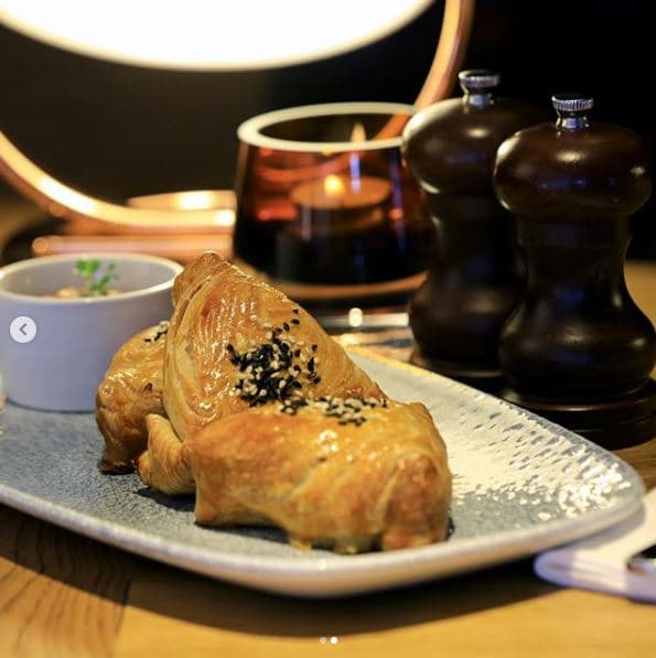 Etles Finchley photo 3