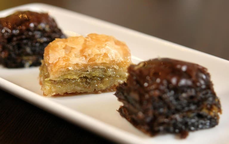 Efes Stepney photo 3