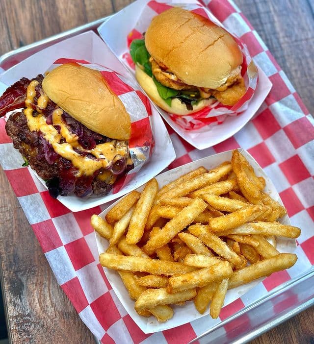 Burgermania Times Square photo 4